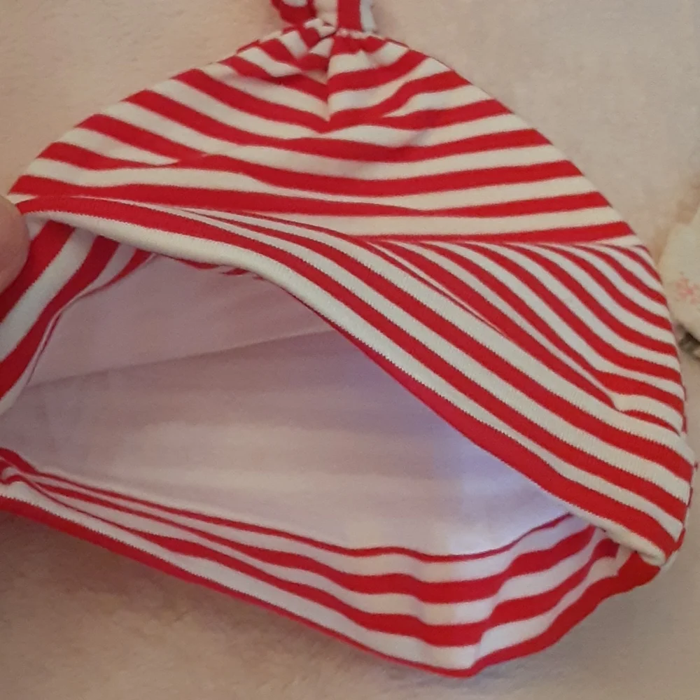 LyEn Baby newborn infant caps set 2 Holiday N…